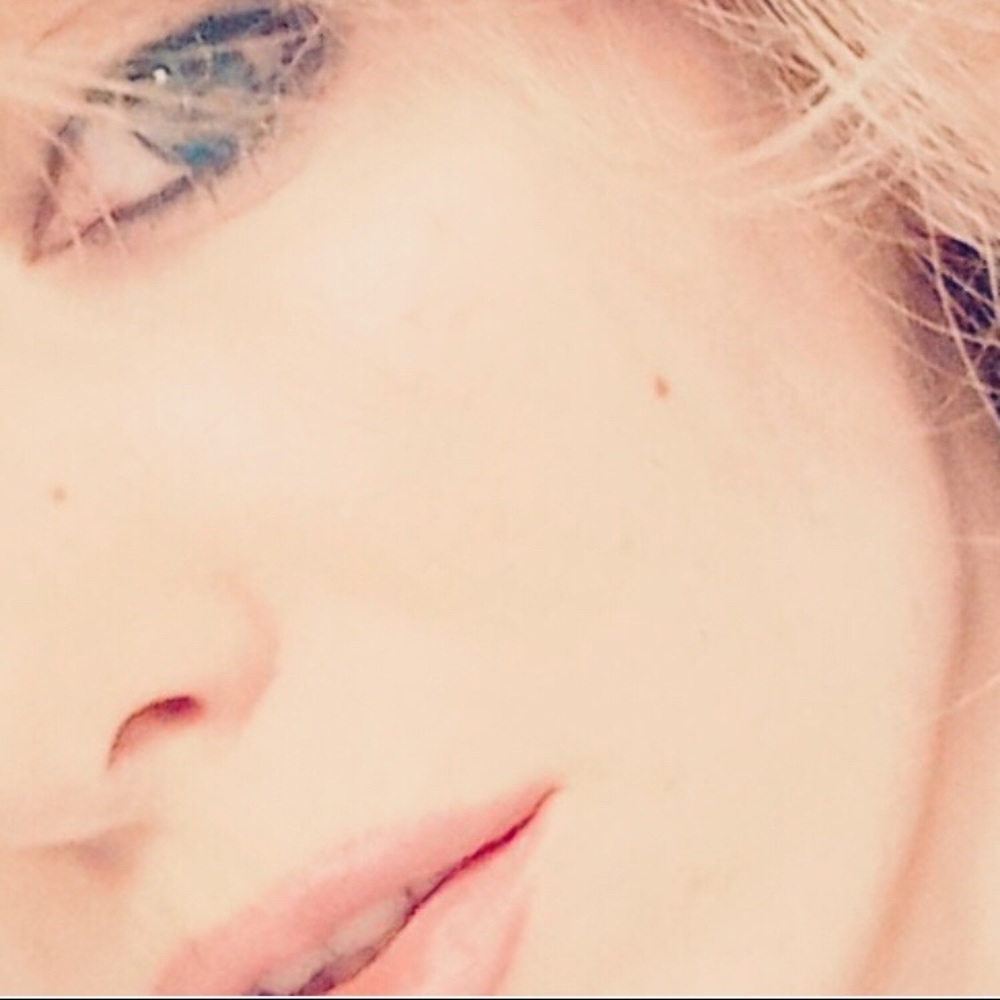 Meet your Posher, Gia